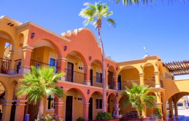 Hoteleros de Loreto: turismo que se queda, no el que solo pasa